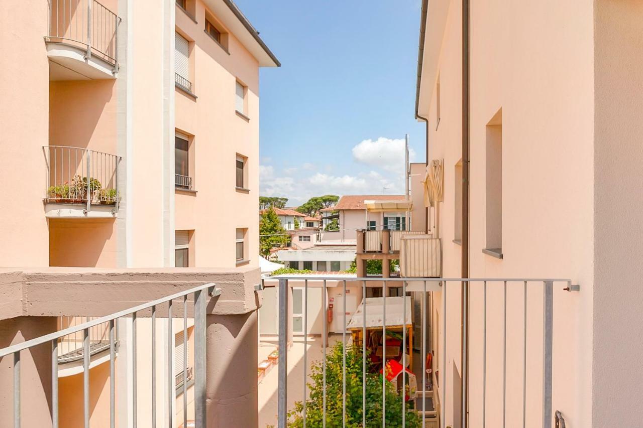 Flat In The Heart Of Pisa Apartment Exterior photo