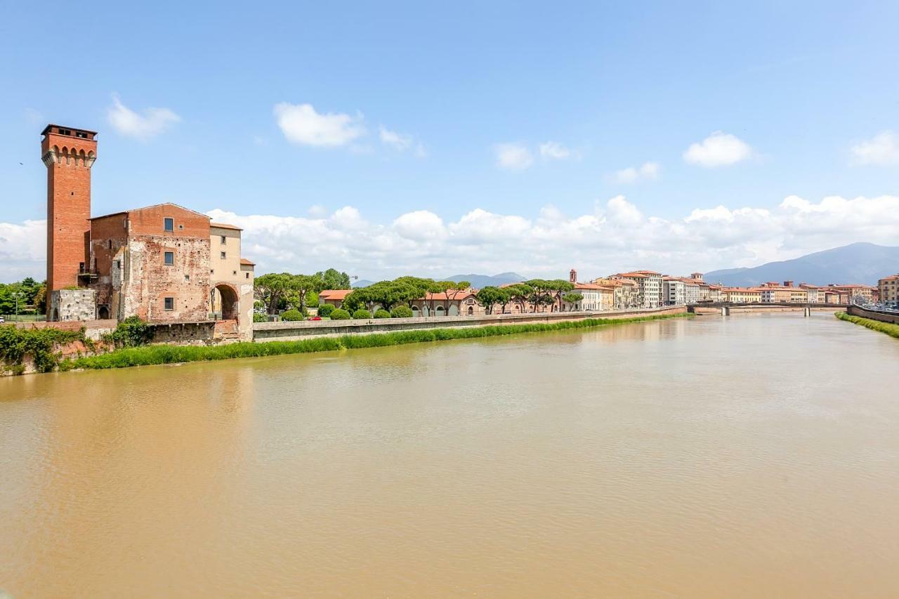 Flat In The Heart Of Pisa Apartment Exterior photo